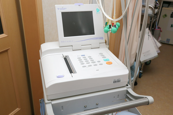 心電図脈波検査装置